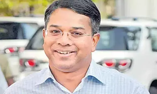 Hyderabad: TS Chief Electoral Officer Vikas Raj prods officials to speed up poll-related work