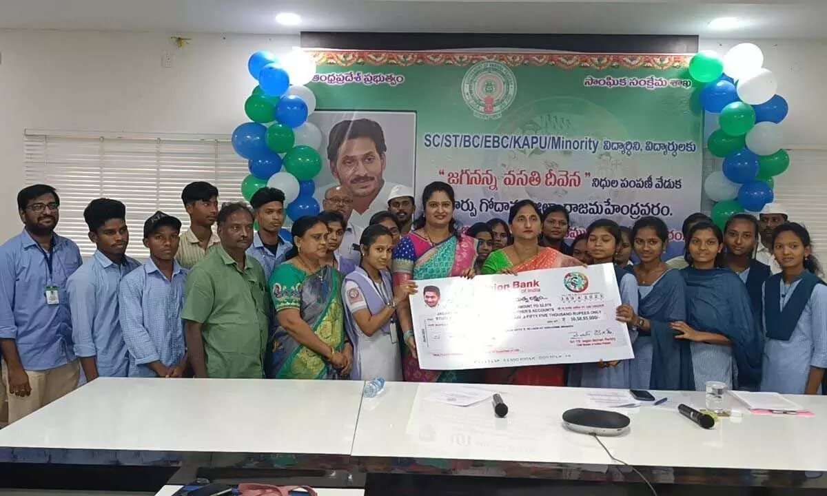 District Collector Dr K Madhavi Latha and Ruda Chairperson M Sharmila Reddy releasing Jagannana Vasathi Deevena scheme funds in Rajahmundry on Wednesday