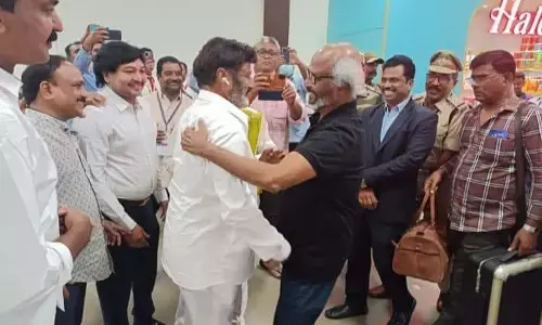 Super star Rajinikanth reached Gannavaram International Airport  Vijayawada