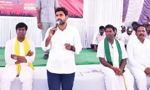 Kurnool: Nara Lokesh lambasts YSRCP government for ignoring farmers welfare