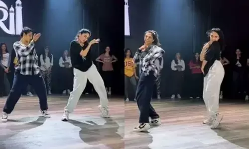 Watch The Trending Video Of Dancers Synchronizing on Oo Antava Song