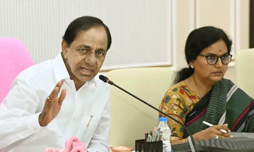 CM KCR hikes sanitation staff salary by Rs 1,000/m