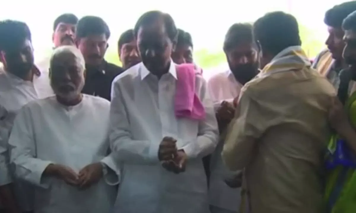 KCR inaugurates BRS office in New Delhi a while ago