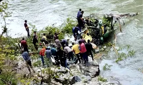 Army chopper makes emergency landing in J&K, one crew member dies