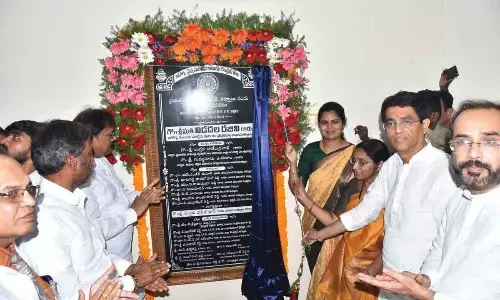 Kurnool: Ensure quality treatment to patients says health Minister  Buggana Rajendranath Reddy