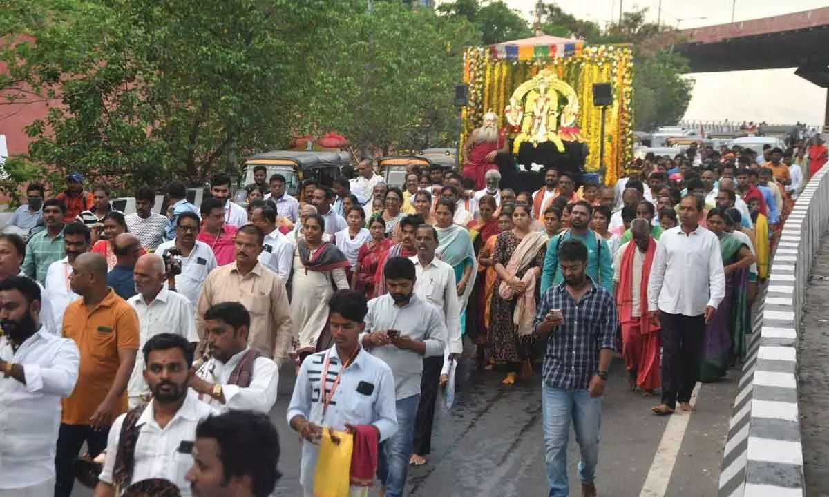 Vijayawada: Giri Pradakshina of Durga Malleswara Swamy held