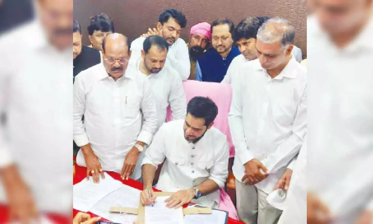 Hyderabad: Tariq Ansari takes charge as chairman of State Minorities ...