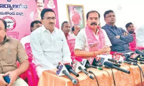 Warangal: BJP making a mockery of statutes said Chief Whip D Vinay Bhaskar