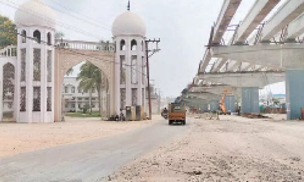 Rangareddy: Bridge work at Shivrampally hits a roadblock as Madarsa Arch kicks up a row