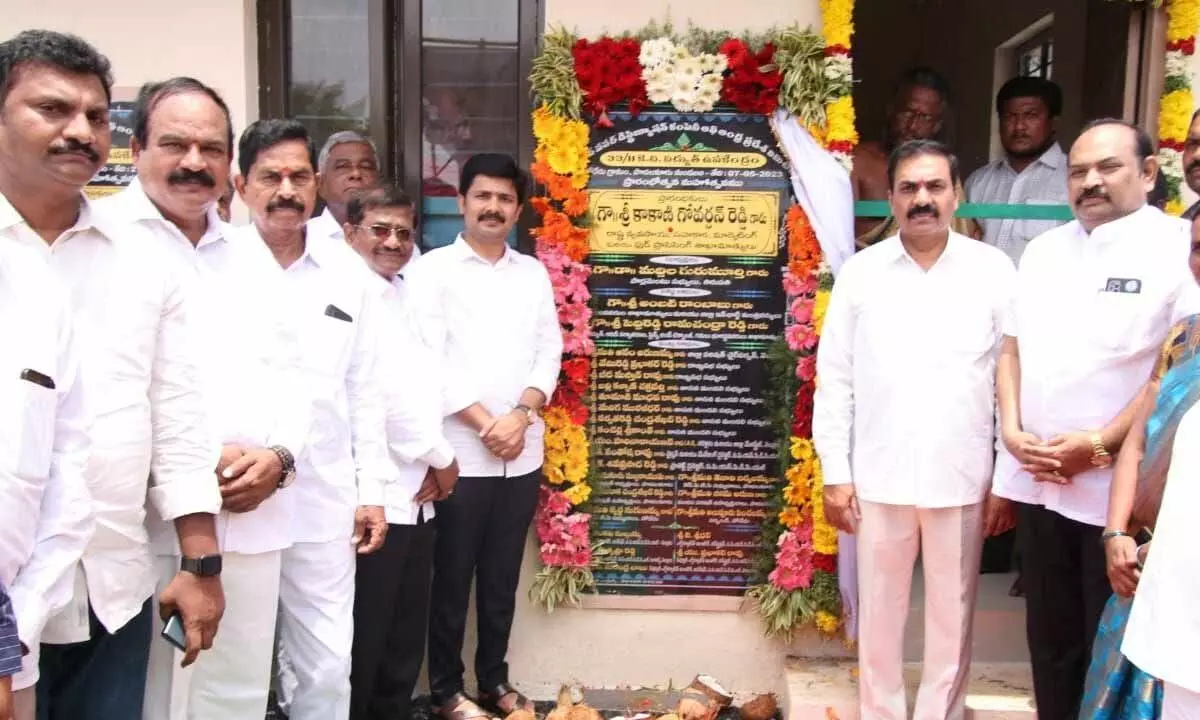 Agriculture Minister Kakani Govardhan Reddy inaugurating 33/11 KV power sub-station at Toderu village in Podalakuru mandal on Sunday