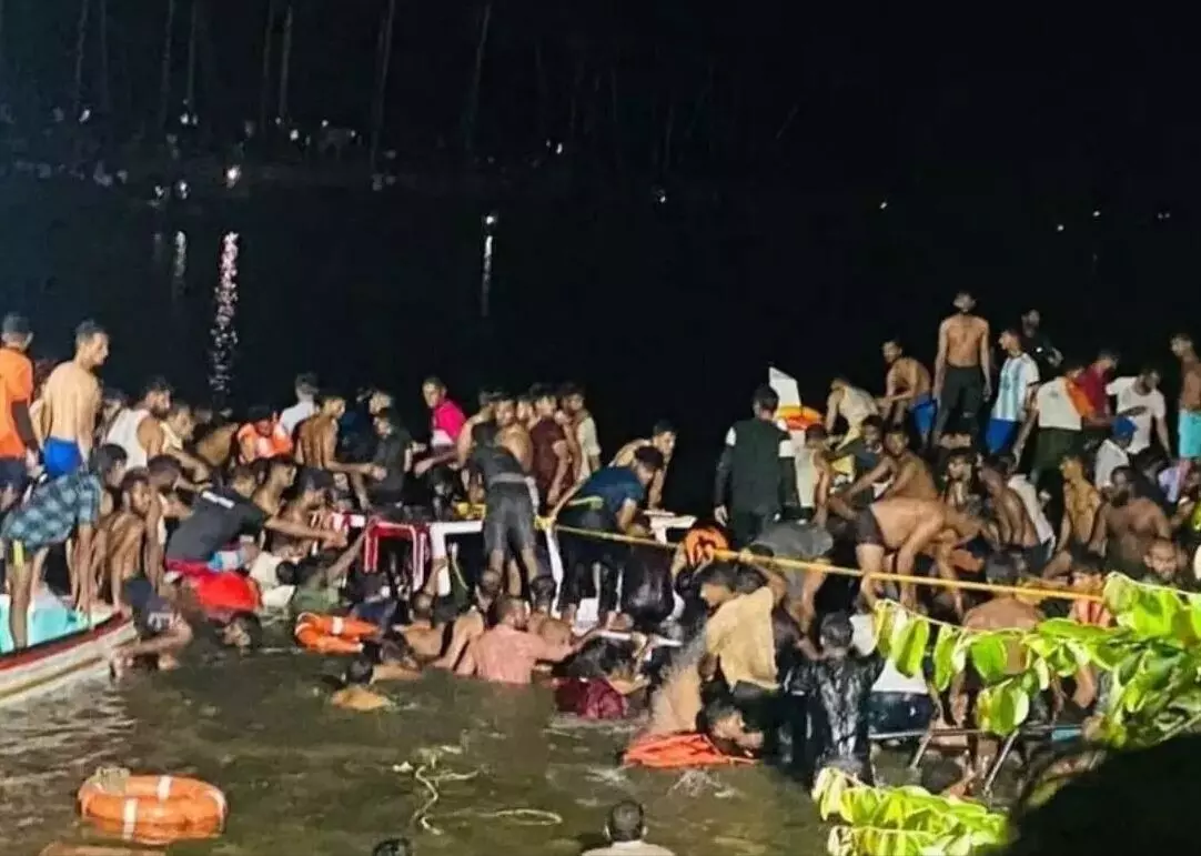 Kerala: 20 dead after boat capsizes near Tuvalthiram beach