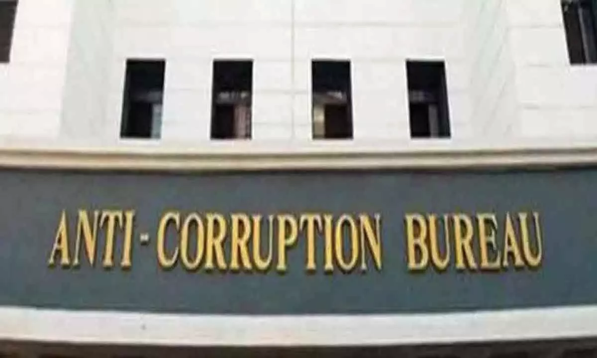 Narasaraopet: Village Revenue Officer in Anti-Corruption Bureau net