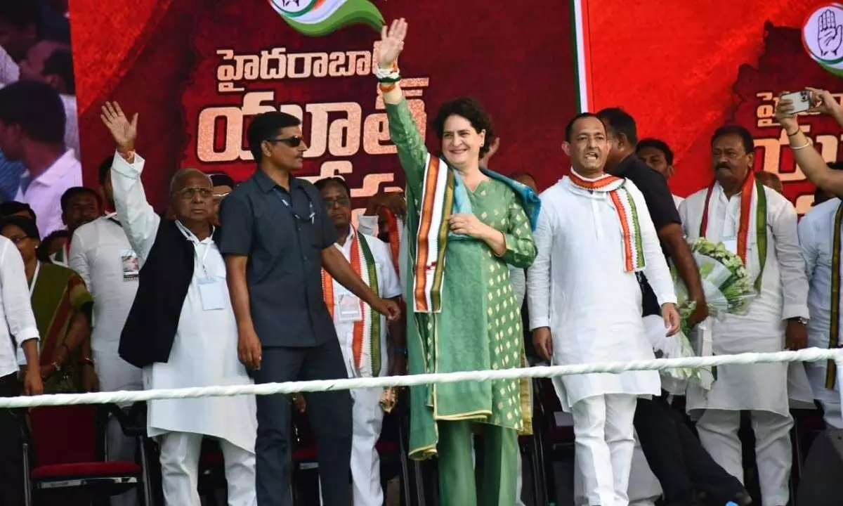 X \ Telangana Youth Congress على X: Smt.Sonia Gandhi has led the Congress  Party with grace and dignity. Her contribution to the party and the nation  is immense. We in the Congress