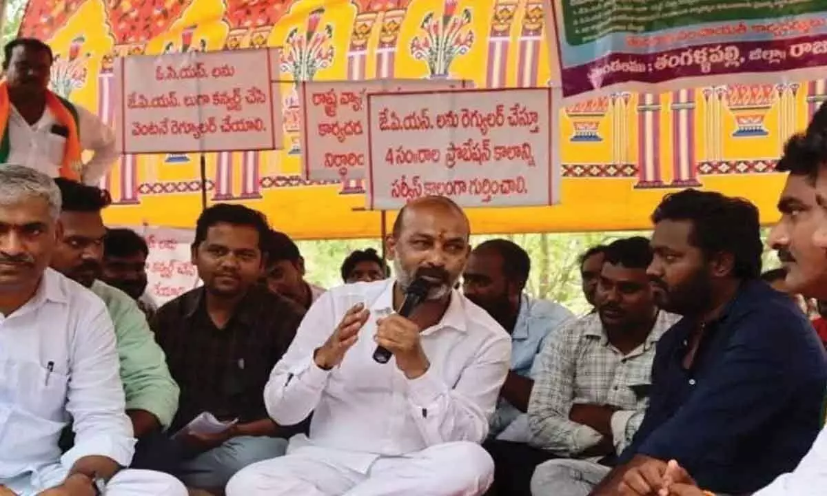 Hyderabad: BJP cadre, leaders to visit striking junior panchayat secretaries