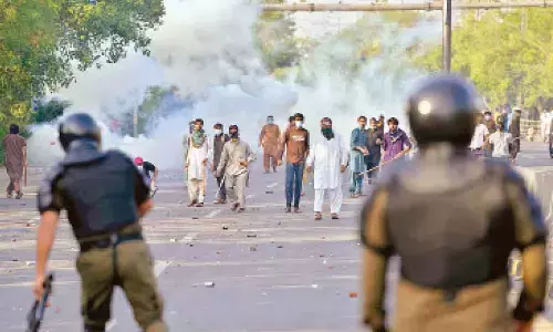 Lahore: Imran Khan arrested, supporters storm Army headquarters