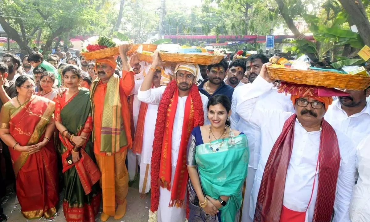 City MLA Bhumana Karunakar Reddy arriving in a procession to the temple to present Sare to the Goddess Gangamma, in Tirupati on Wednesday