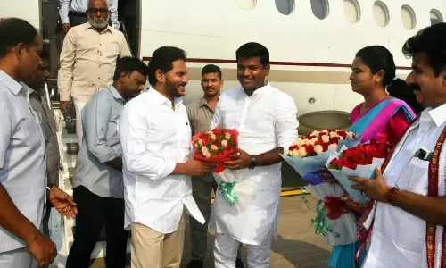 YS Jagan Mohan Reddy unveils a statue of Dr.YS Rajasekhara Reddy