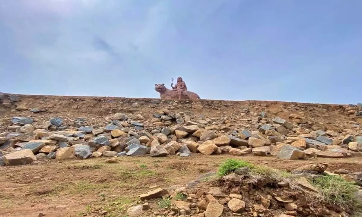Revetment of 108-ft tall Male Mahadeshwara statue collapses due to rain
