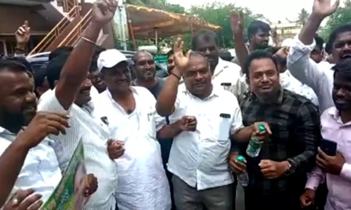 Congress leading in most seats of polarised Karnataka district