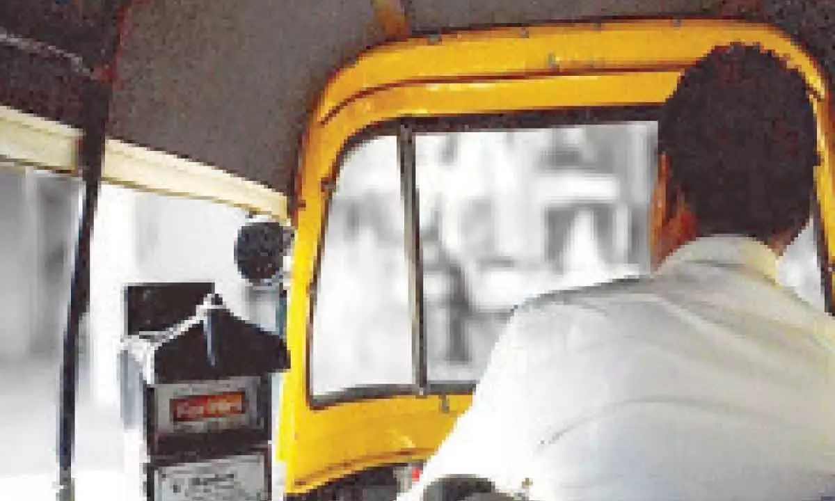 Hyderabad auto drivers vow to support Congress