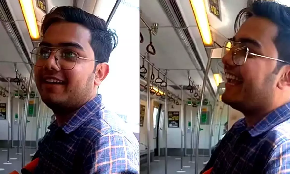 A Man Perfectly Mimicing Delhi Metro Announcements