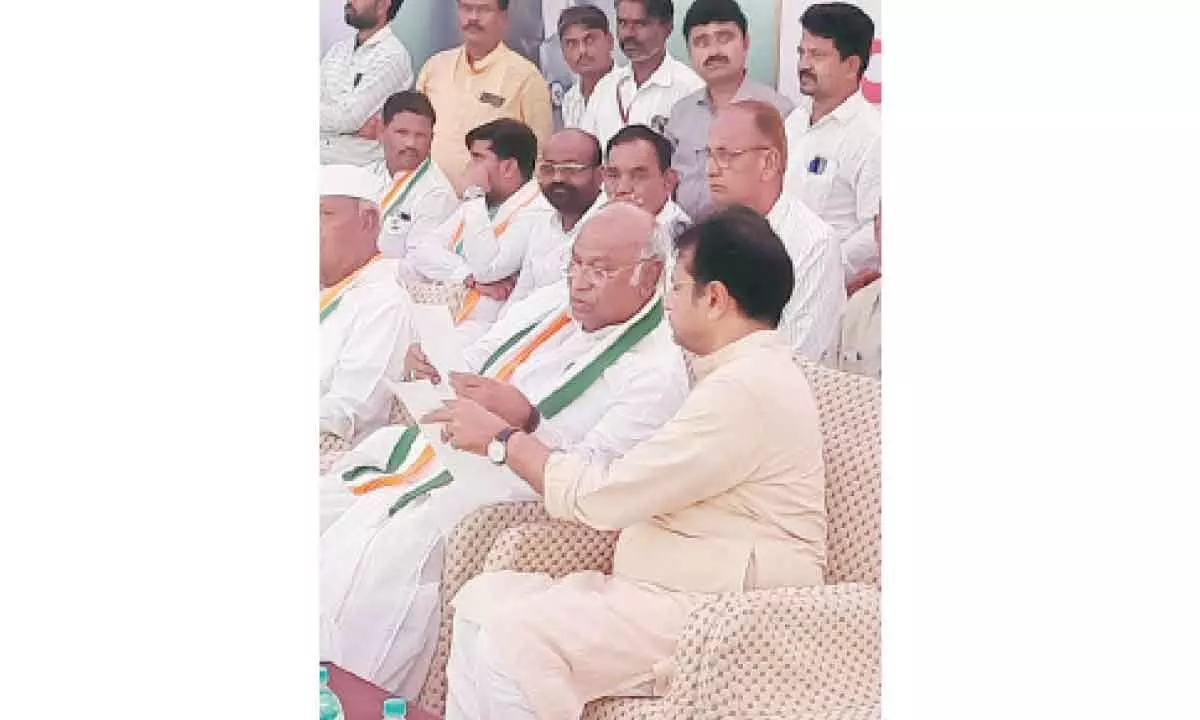 Peddapalli: MLA Sridhar Babu’s role crucial in Congress victory in Karnataka polls