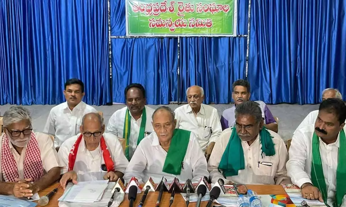 Vijayawada: Farmers’ associations to stage protests from May 26 to 30