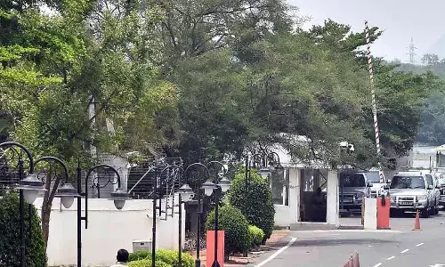 A view of the residence of TDP national president and former Chief Minister N Chandrababu Naidu at Undavalli   Photo: Ch Venkata Mastan