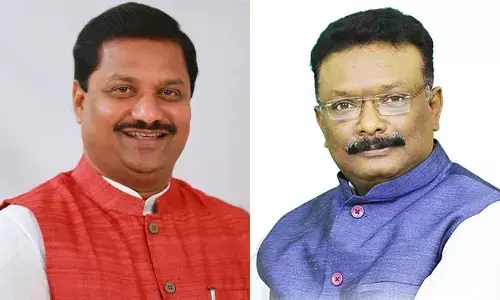 Bikshamaiah Goud (Left), D Sravan Kumar (Right)