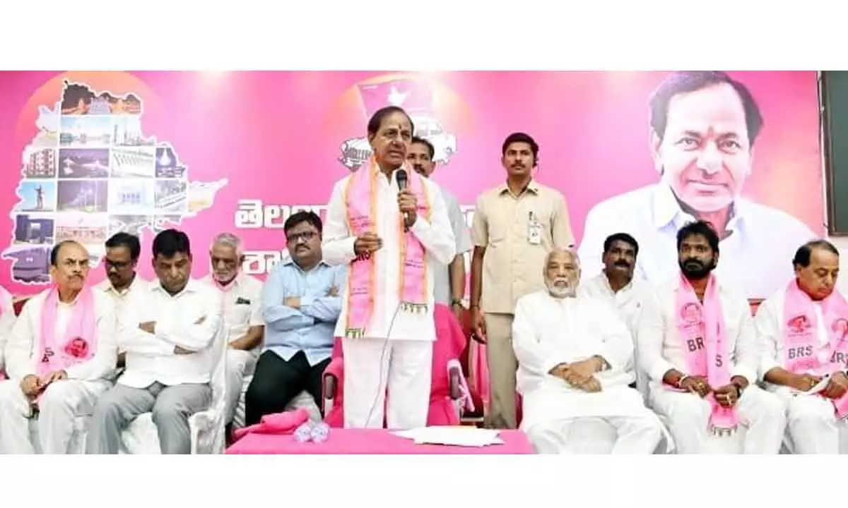 Hyderabad: Connect with people, KCR tells leaders