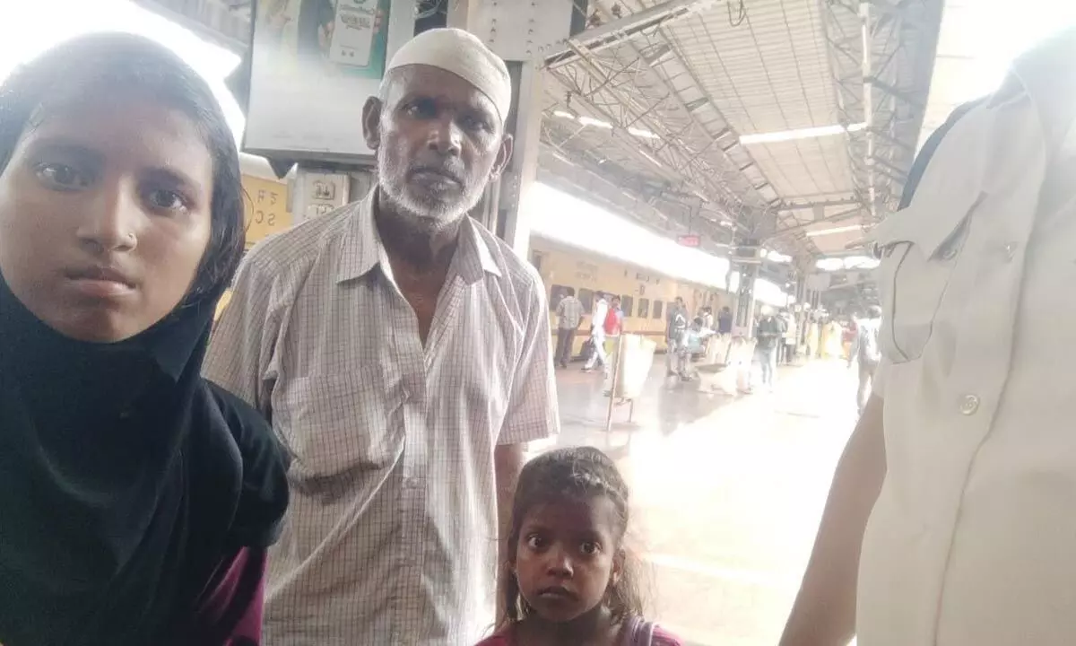 Railway police rescued two minor girls by arresting kidnapper Imam Hussain in Visakhapatnam on Wednesday