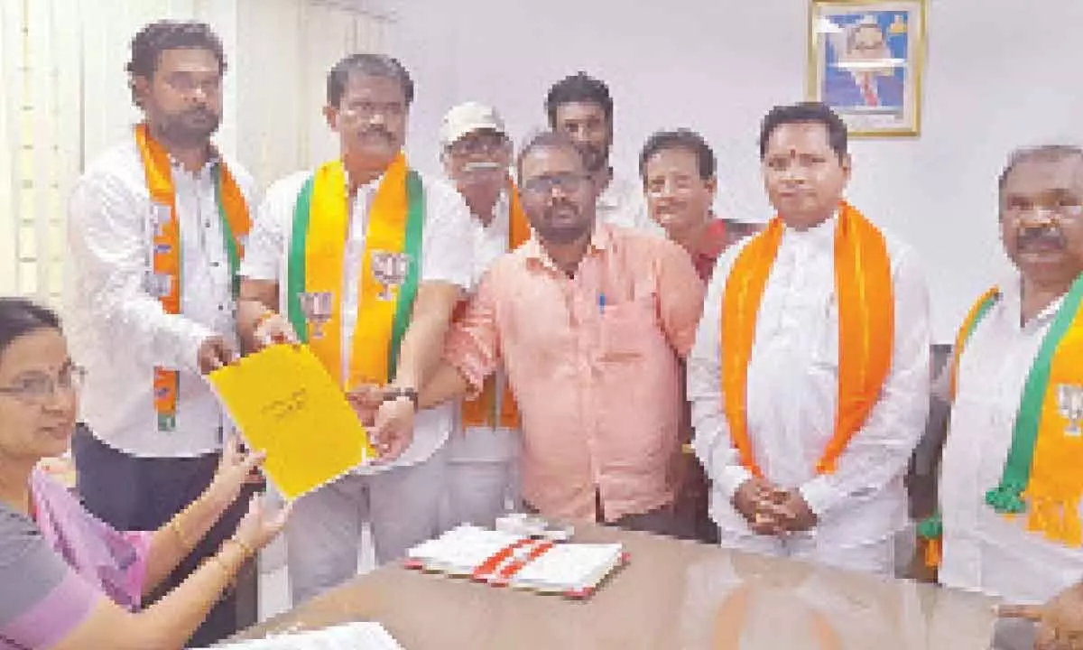 Ongole: BJP files chargesheet on State government