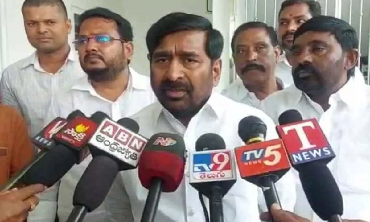 Suryapet: Scrapping of  Rs 2,000 note a conspiracy of Modi government says Jagadish Reddy