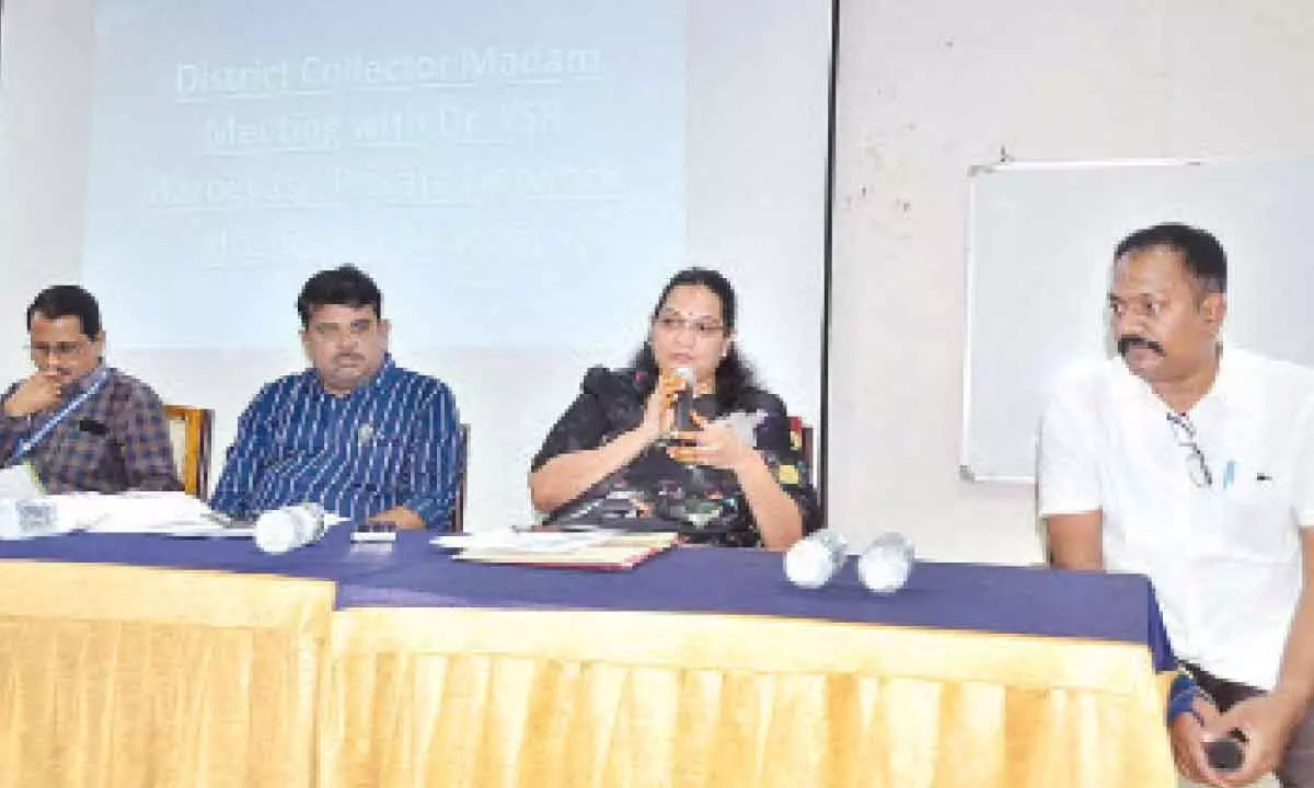 Kurnool: Ensure quality treatment to Aarogyasri patients says Collector G Srijana