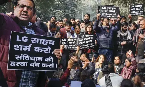 New Delhi: Aam Aadmi Party government says harassment plaints by officers fake