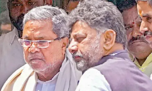 Bengaluru: DK Shivakumar - Siddaramaiah to visit Delhi on May 24 over cabinet expansion