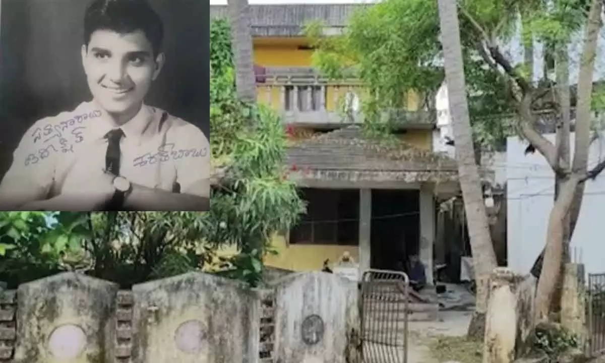Srikakulam: Sarath Babu’s kin, friends mourn his demise