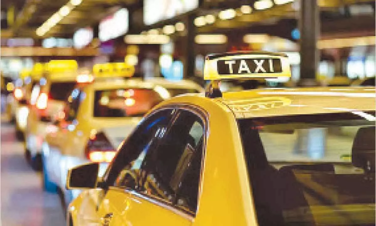 Hyderabad: Cab drivers root for taxi stands in city