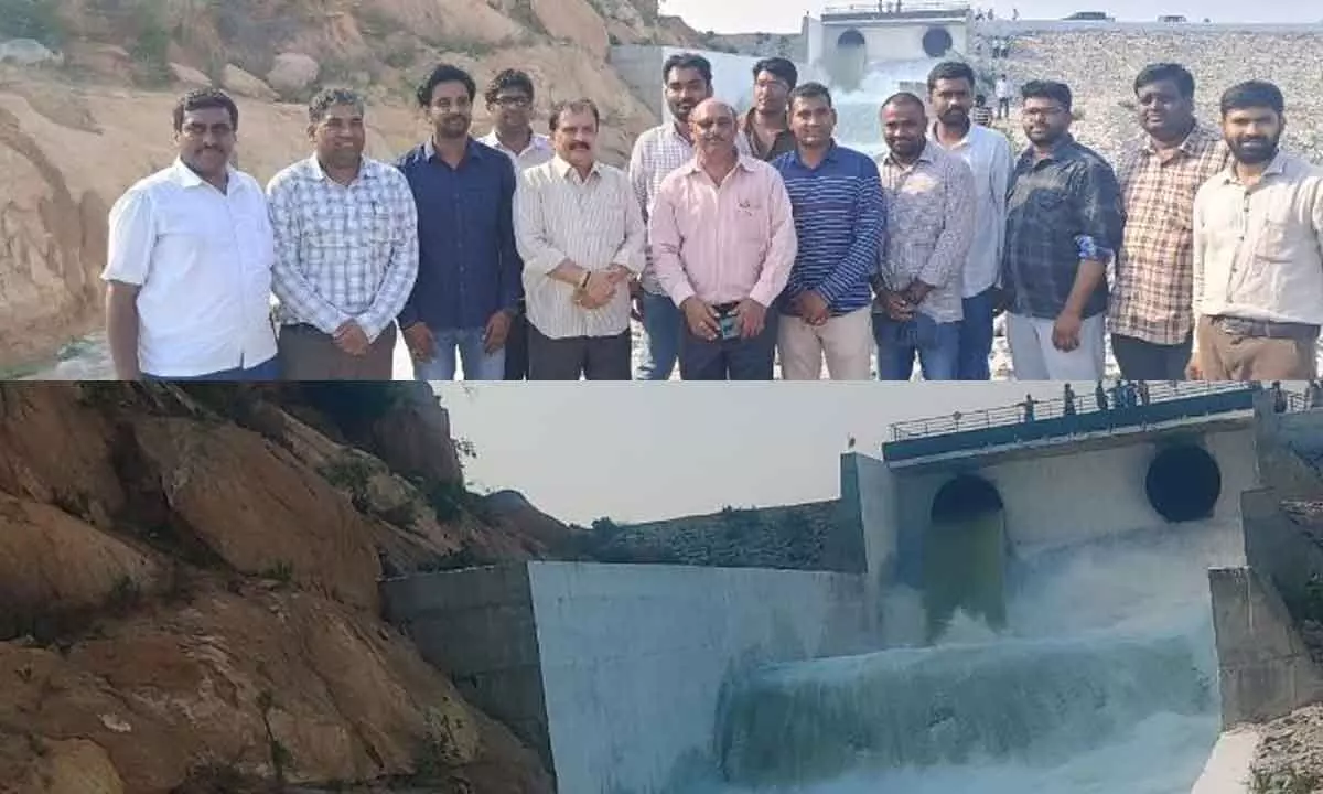 Officials at the trial run of 3 TMC capacity Malkapeta Reservoir in Malkapet village of Konaraopeta mandal  Karimnagar district on Tuesday