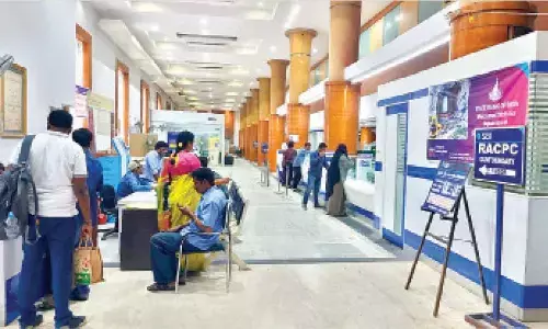 Hyderabad: City banks bereft of rush over exchange of Rs 2,000 notes