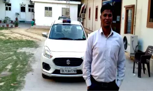 Delhi Police Head Constable Passes UPSC Exam