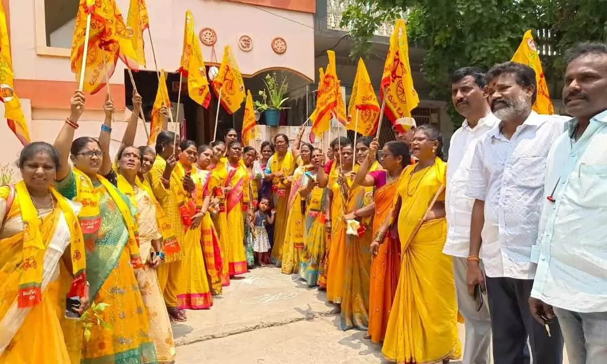 Rajamahendravaram: Telugu Mahila campaigns for Mahanadu