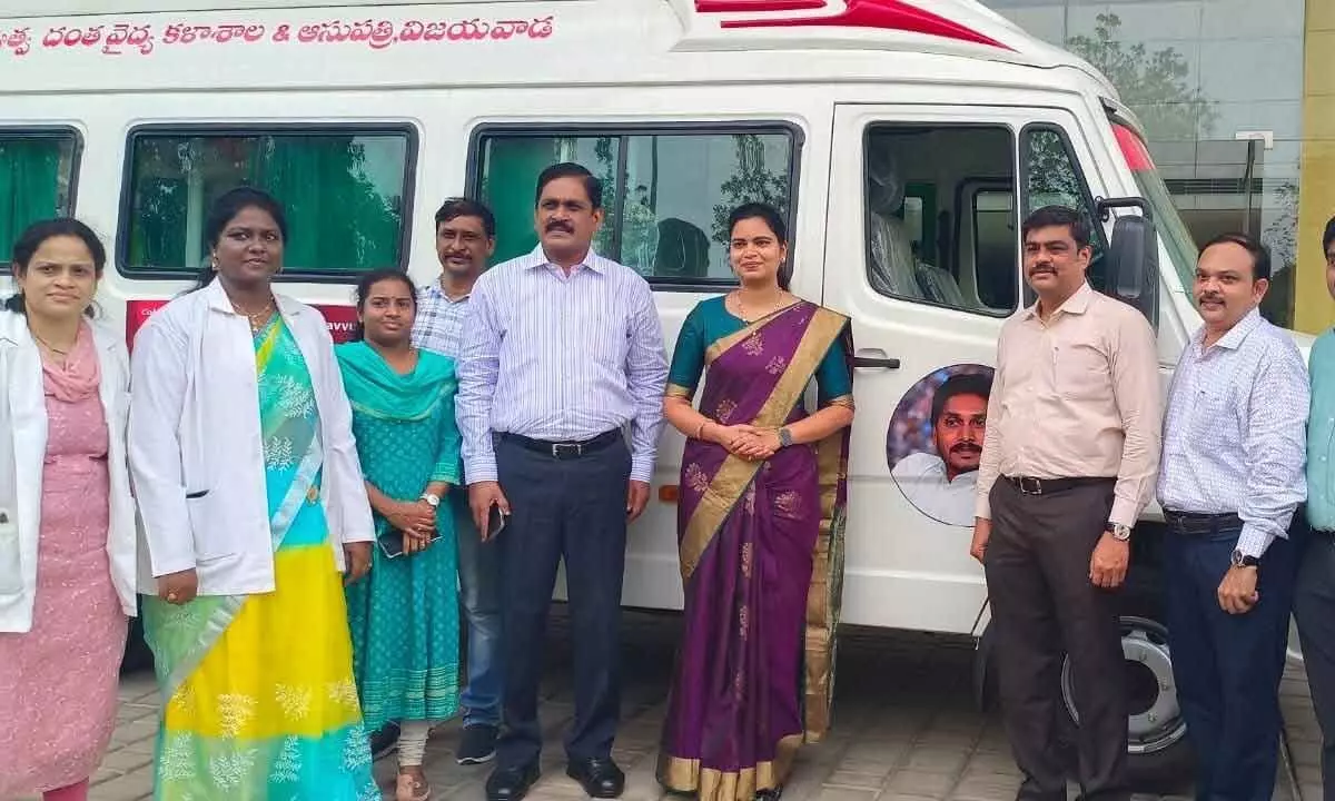 Vijayawada: Mobile Dental Vehicle flagged off