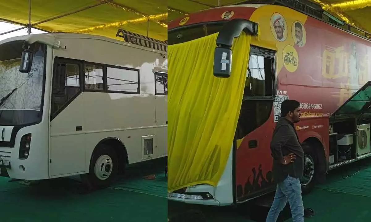 Rajamahendravaram: Nara Chandrababu Naidu, Nara Lokesh stay in buses near Mahanadu venue