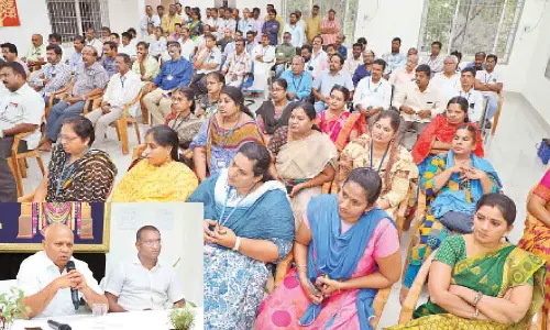 Tirupati: Work with team spirit to telecast quality programmes said TTD EO A V Dharma Reddy to SVBC staff