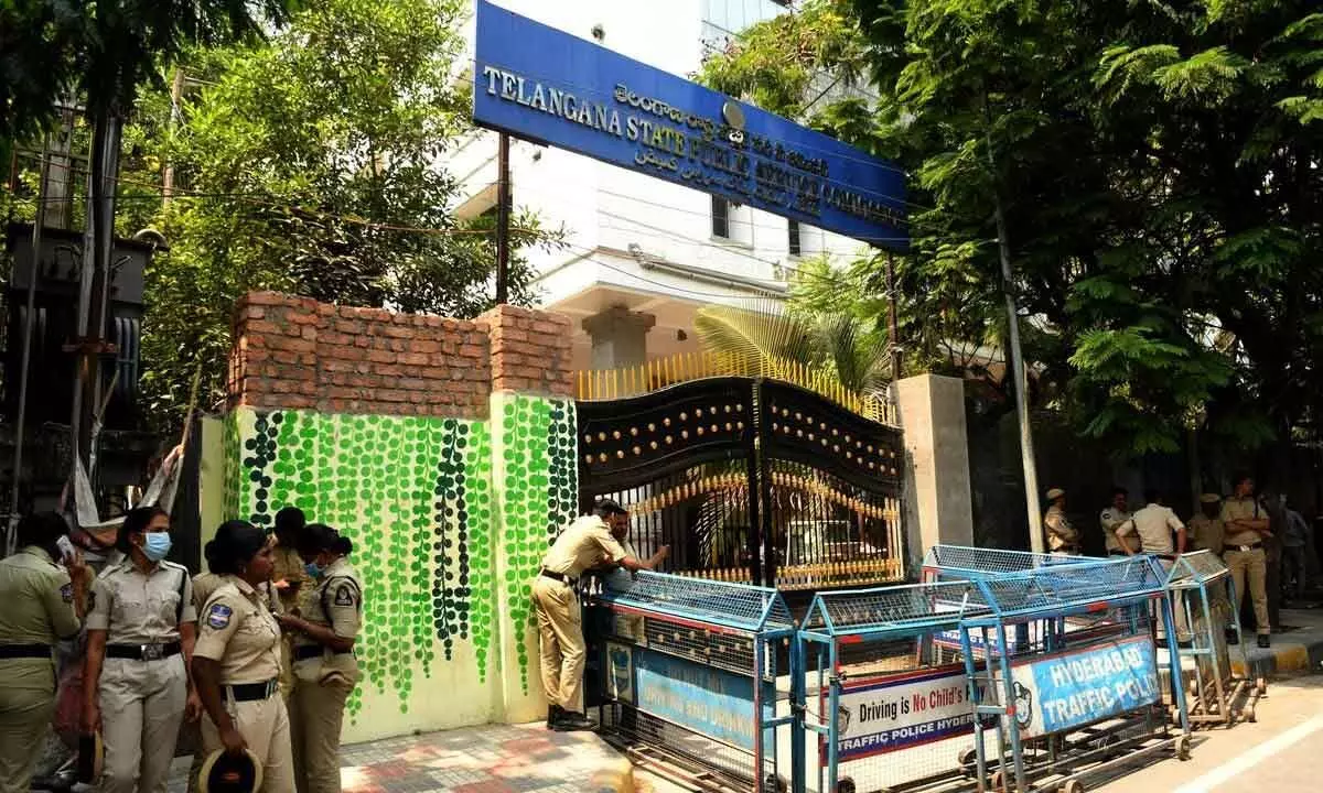 Hyderabad: Telangana State Public Service Commission goes tough, debars 37 accused from writing any exam