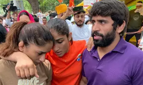 Khaap leaders take medals away from wrestlers, agitation to continue