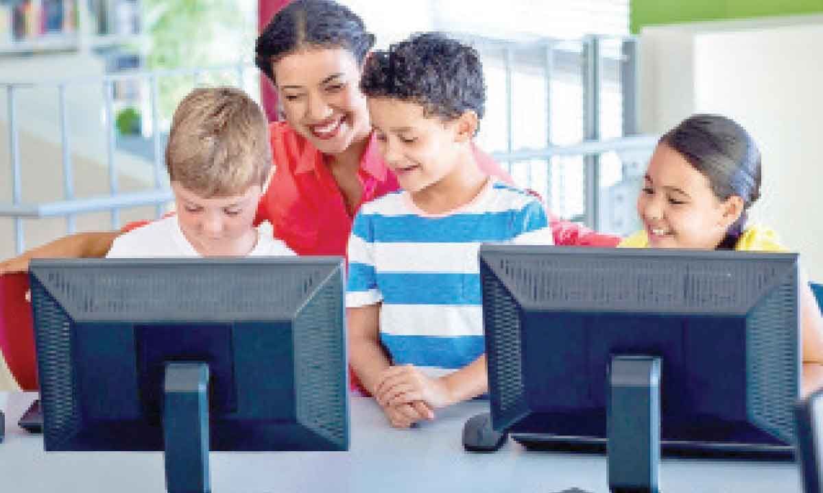 DEVELOPMENT OF EDUCATIONAL TECHNOLOGY IN INDIA PDF visual data 3