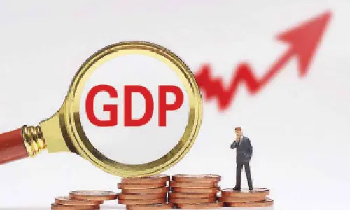 GDP clocks 6.1% growth in Q4