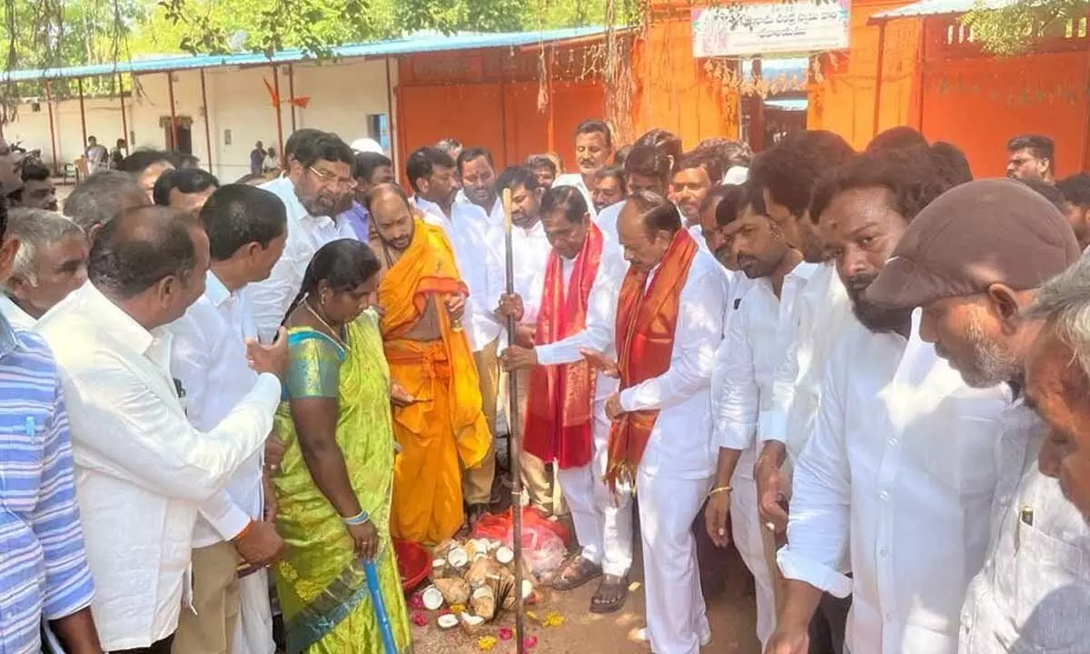 HM Mahmood Ali, MLA Anjaiah Yadav launch CC road construction project